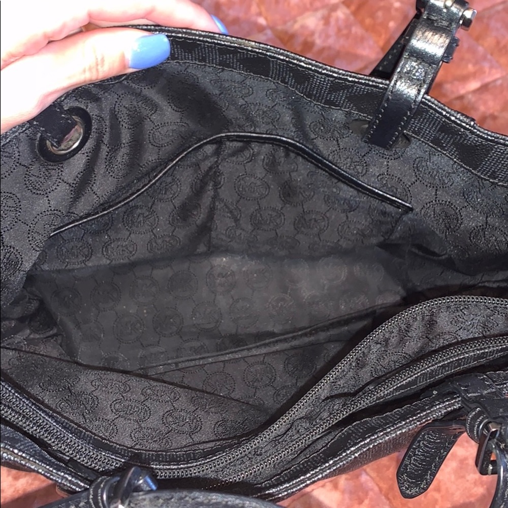 Authentic Michael Kors Handbag - image 3